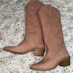 Pink Lily Cowboy Boots